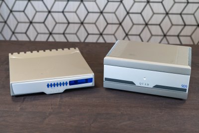 Quad 909 Pre-Amp & Power Amplifier