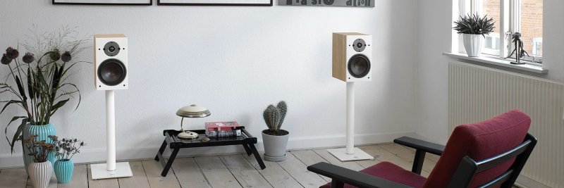 DALI Oberon 3 Bookshelf Speakers Light Oak (Pair)
