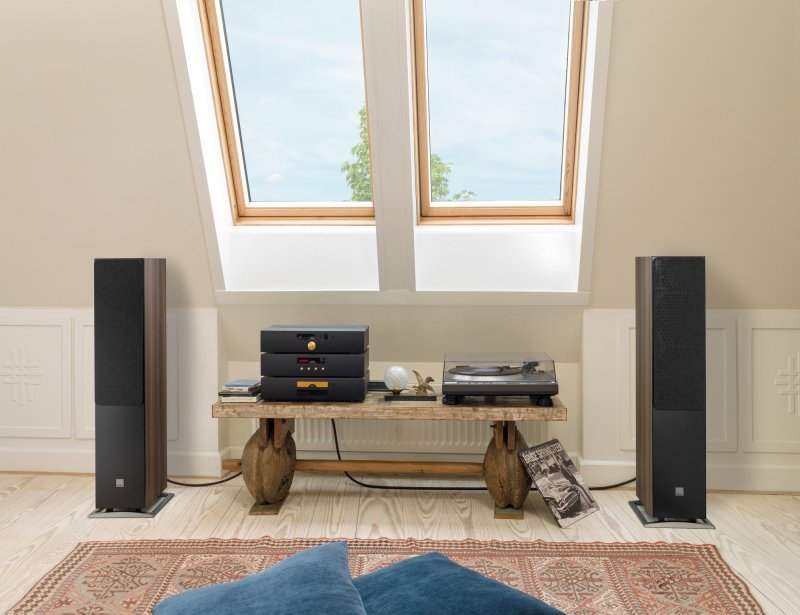 DALI Oberon 7 Floorstanding Speakers Dark Walnut (Pair): pair with grilles in hi-fi setup