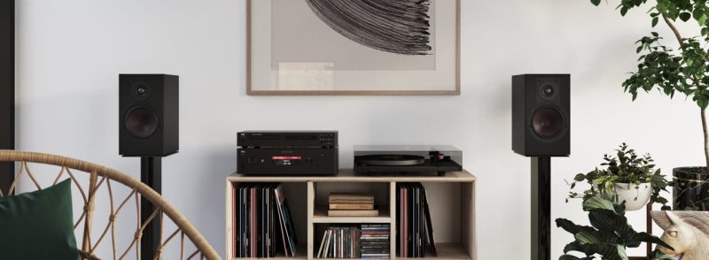 DALI Opticon LCR MK2 Speaker White (Single) — lifestyle