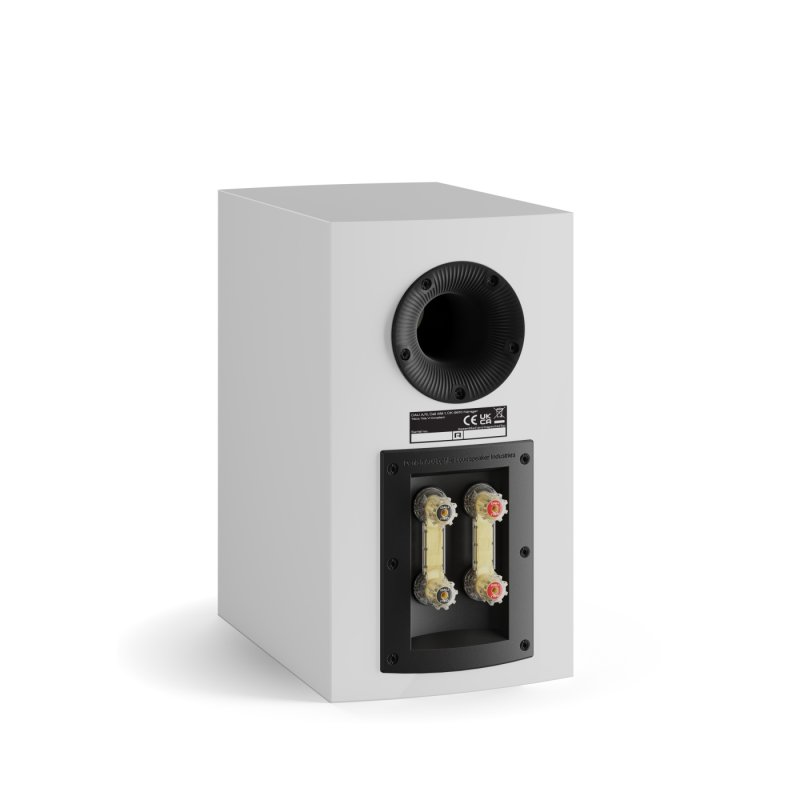DALI Rubikore 2 High Gloss White rear panel and terminals