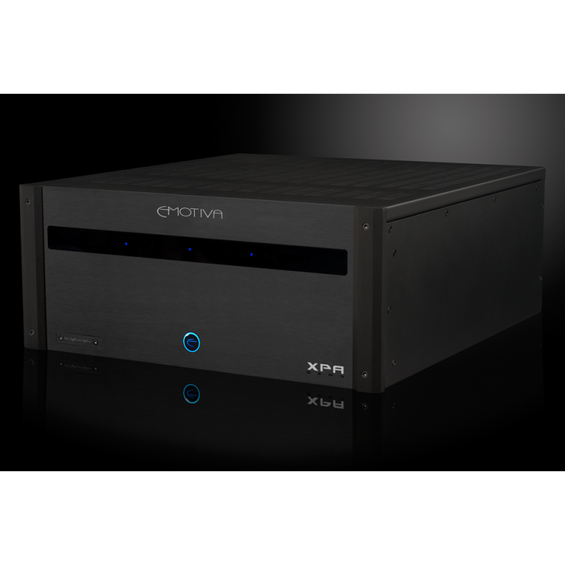Emotiva XPA-DR3 Power Amplifier — three-quarter view
