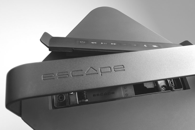 Escape M1 Air Streamer — installed in Escape P9