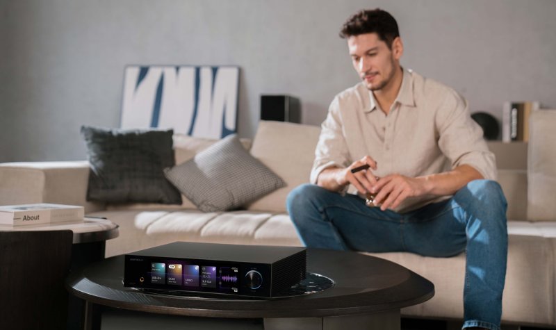 EverSolo DAC-Z10 in a listening room