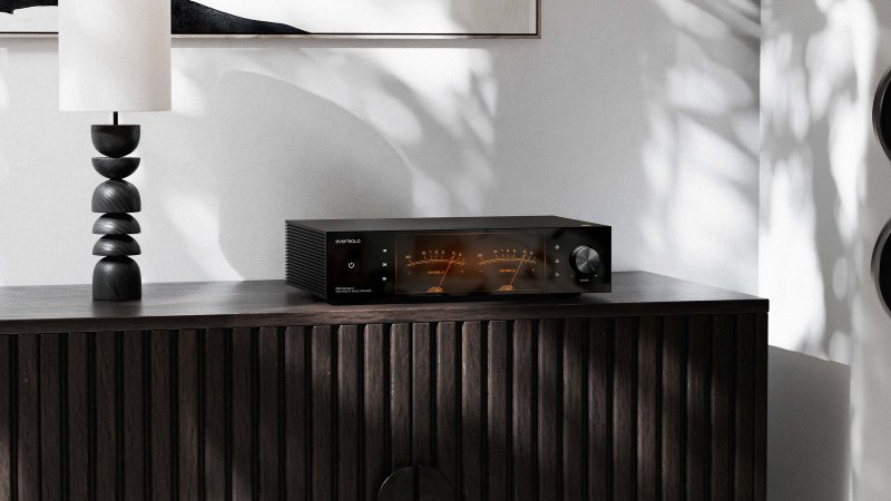 EverSolo DMP-A8 Gen 2 on a sideboard with VU meter display