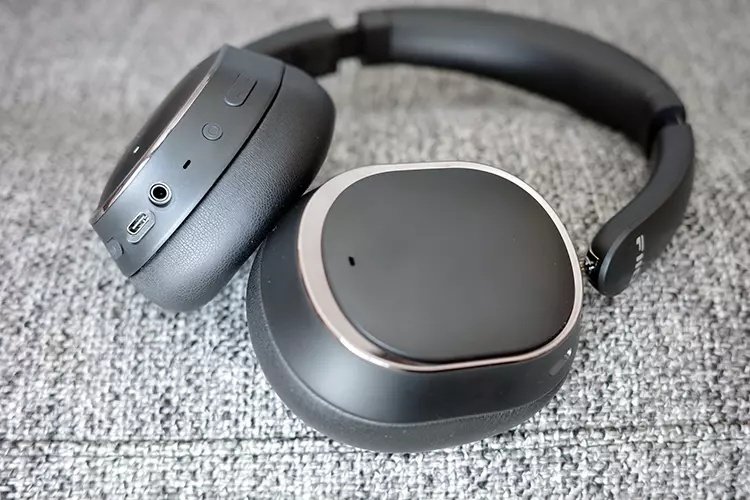 FiiO EH13 Black - side view