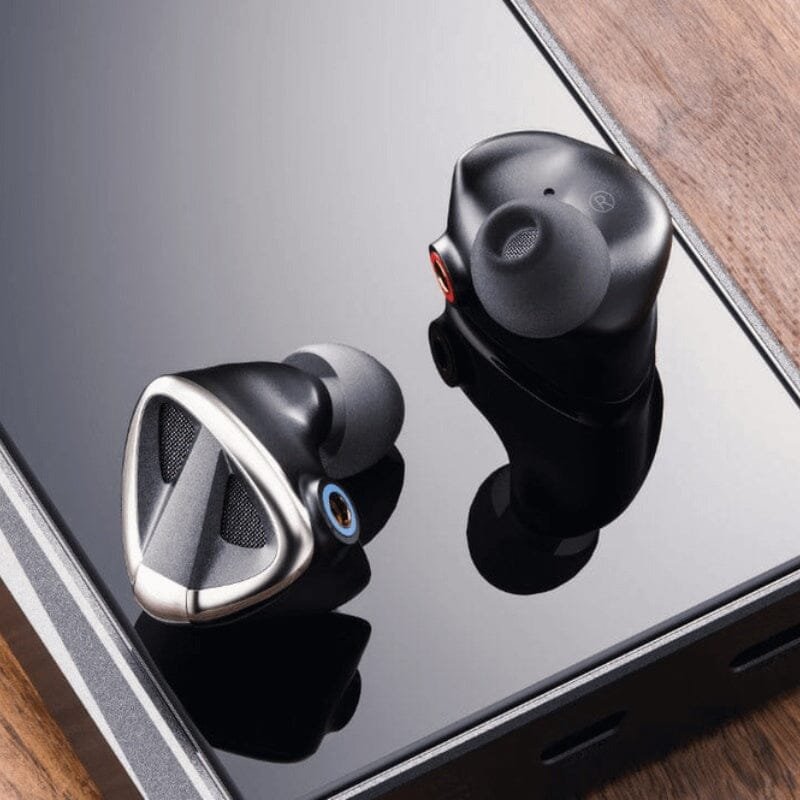 FiiO FH19 In-Ear Monitors with digital audio player