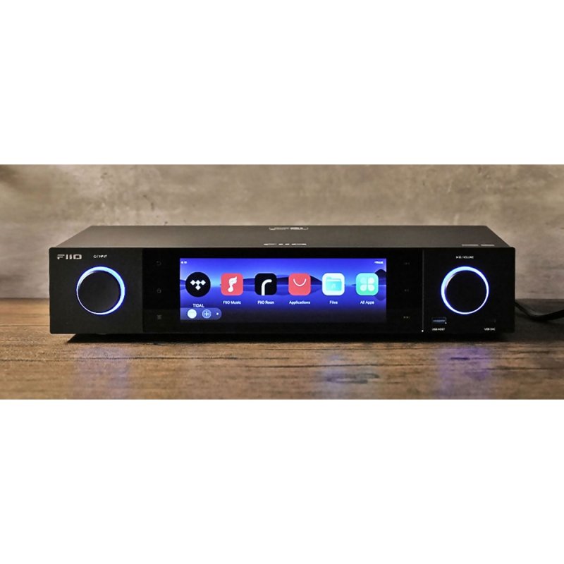 FiiO S15 Black - In Use