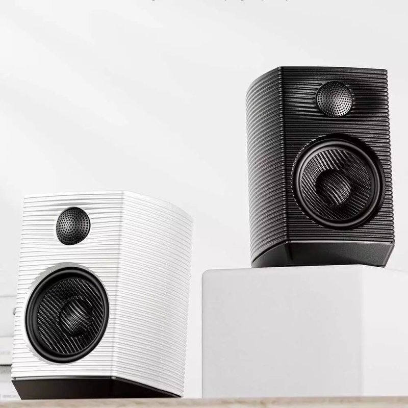 FiiO SP3 shown in Black and White finishes