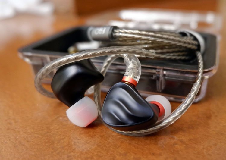 FiiO FH3 In-Ear Monitor - IEM with carry case