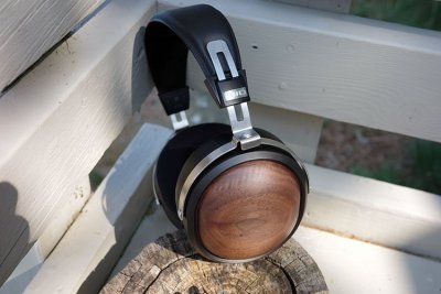 FiiO FT1 32Ω Dynamic Driver Headphones - Black Walnut