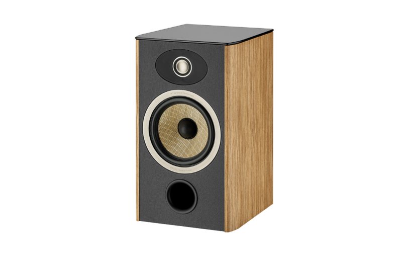 Focal Aria Evo X N1 Prime Walnut - front angle view