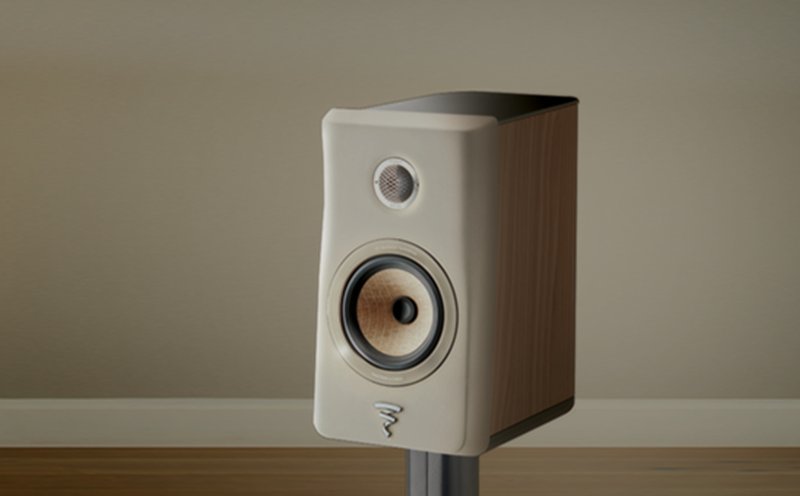 Focal Kanta No.1 Walnut Ivory Matte Lifestyle