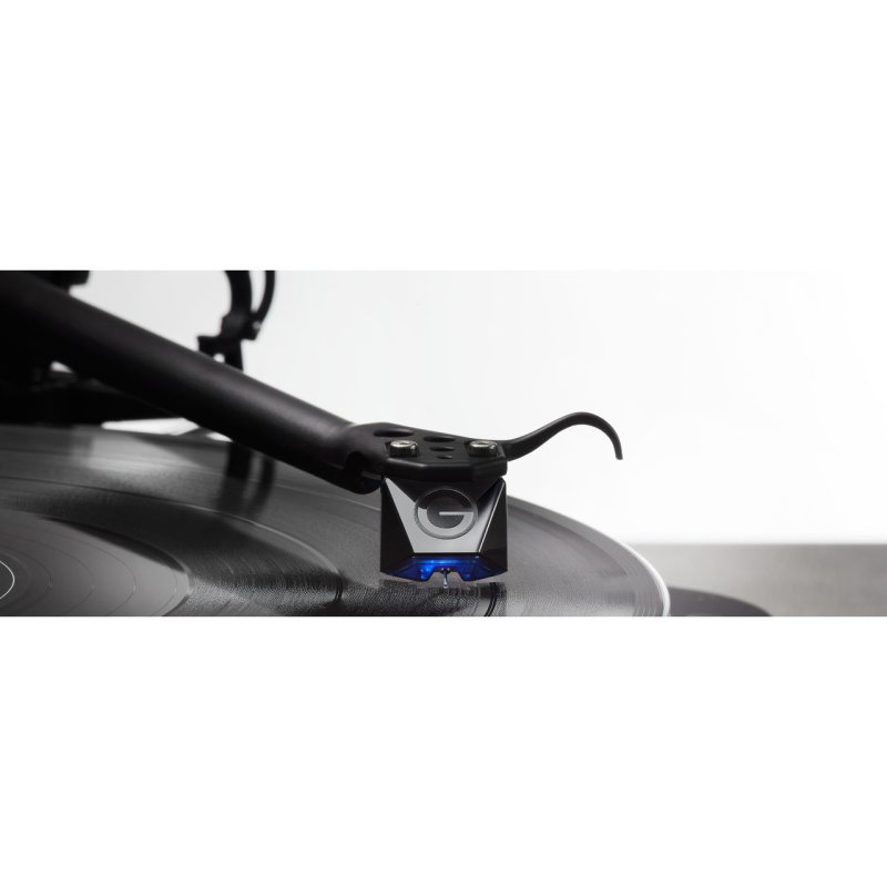 Goldring E4 Cartridge — lifestyle