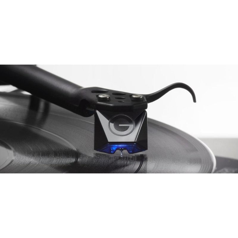 Goldring E4 Replacement Stylus — lifestyle on turntable