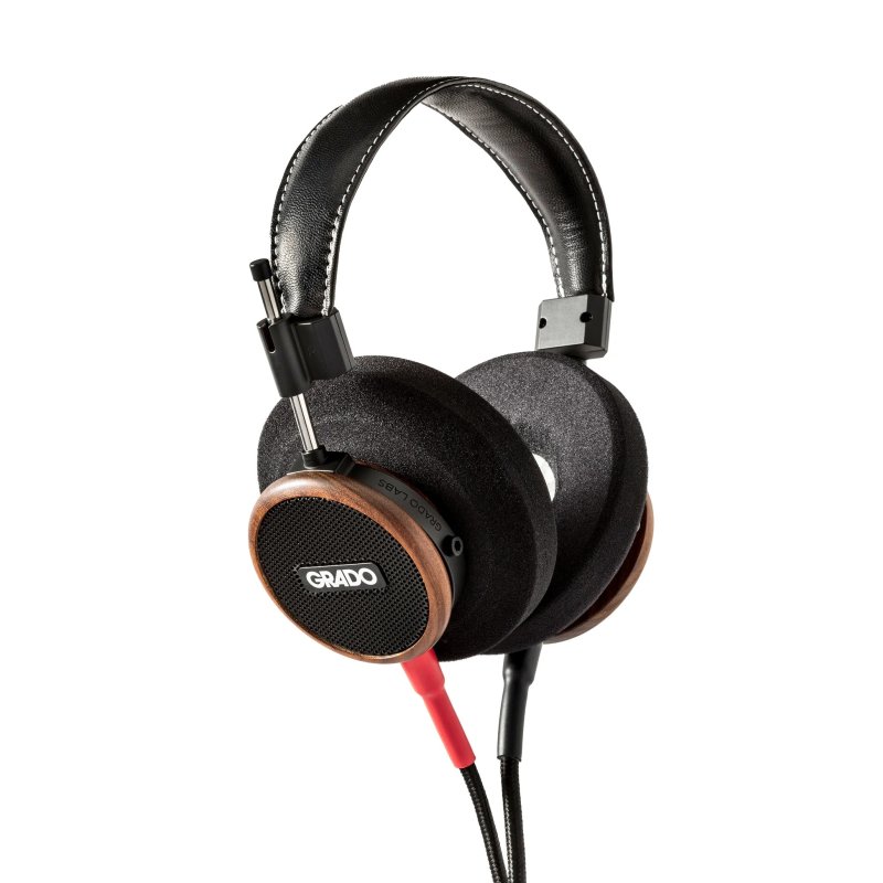 Grado Signature S550 angled view
