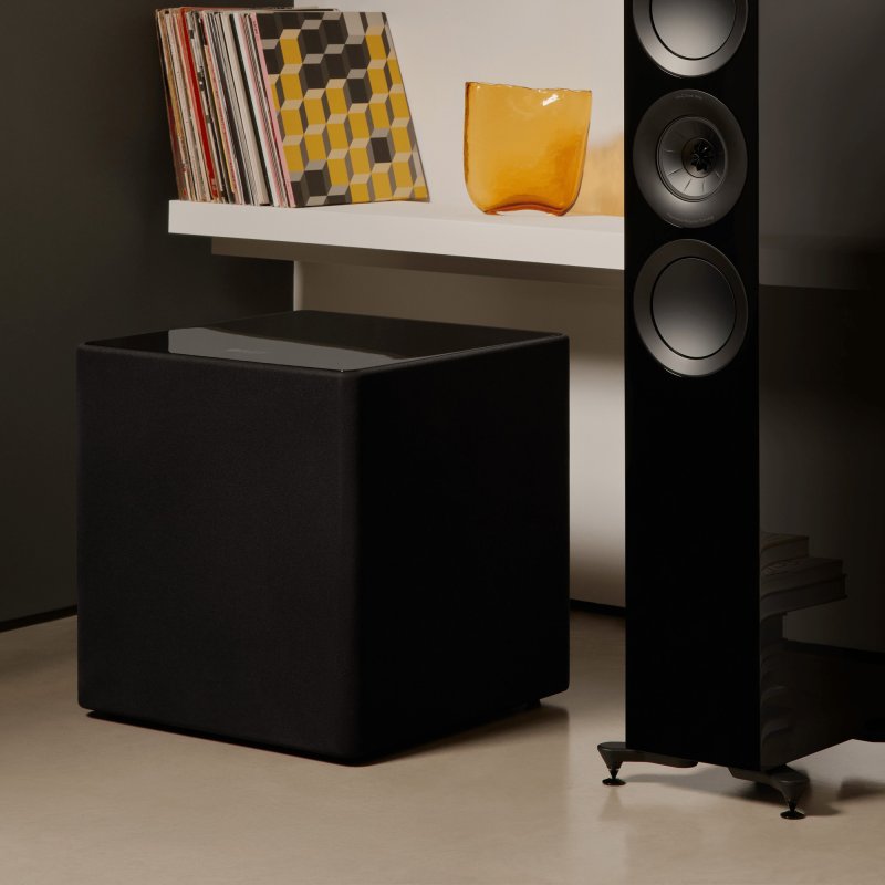 KEF Kube 15 MIE Subwoofer Lifestyle