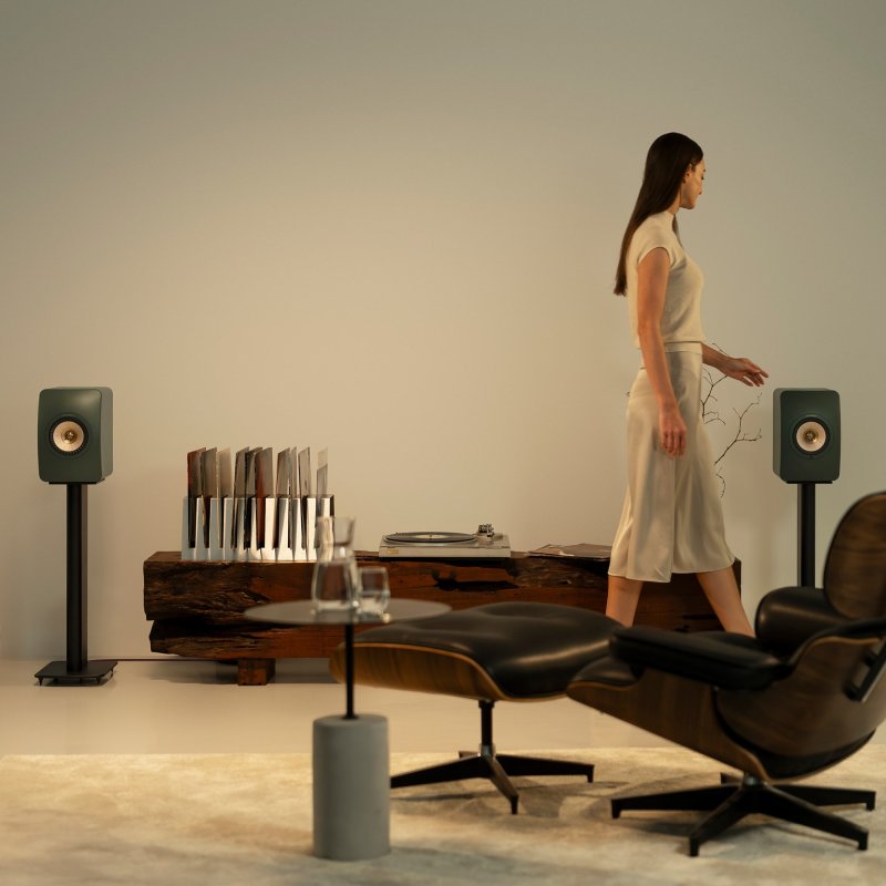 KEF LS50 Wireless II Moss Green (Pair) lifestyle room setting