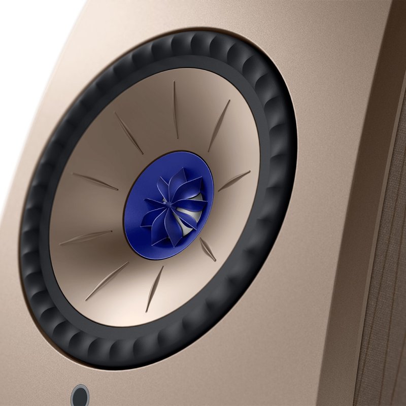 KEF LSX II Soundwave Edition - Uni-Q driver detail with blue tweeter