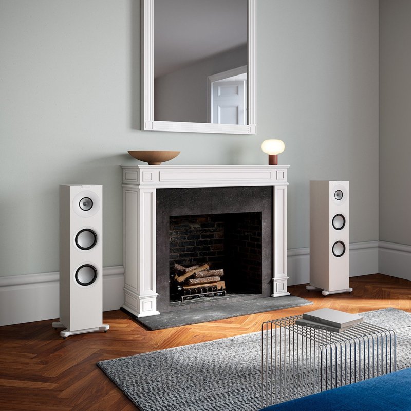KEF Q7 Meta Floorstanding Speakers Satin White in a living room setting