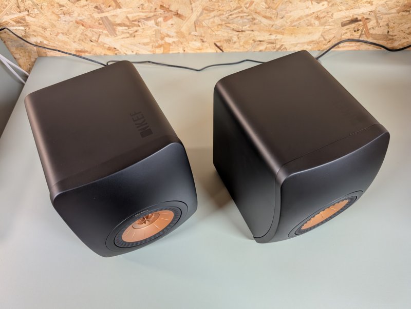 Ex Display - KEF LS50 Meta Monitor Speakers - Black