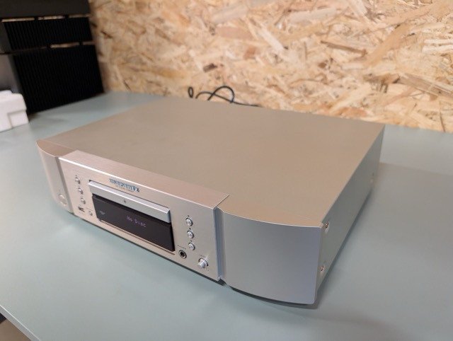 Marantz CD6007 CD Player - Silver Gold