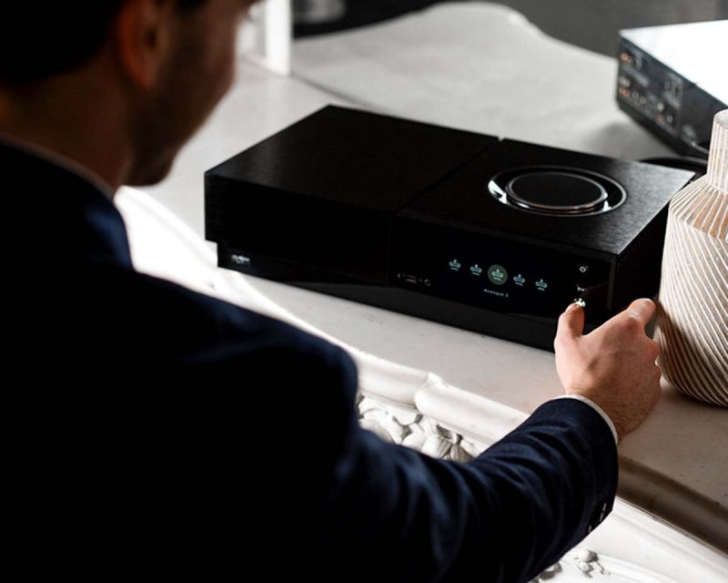 Naim Uniti Nova PE All-in-One Player controls detail
