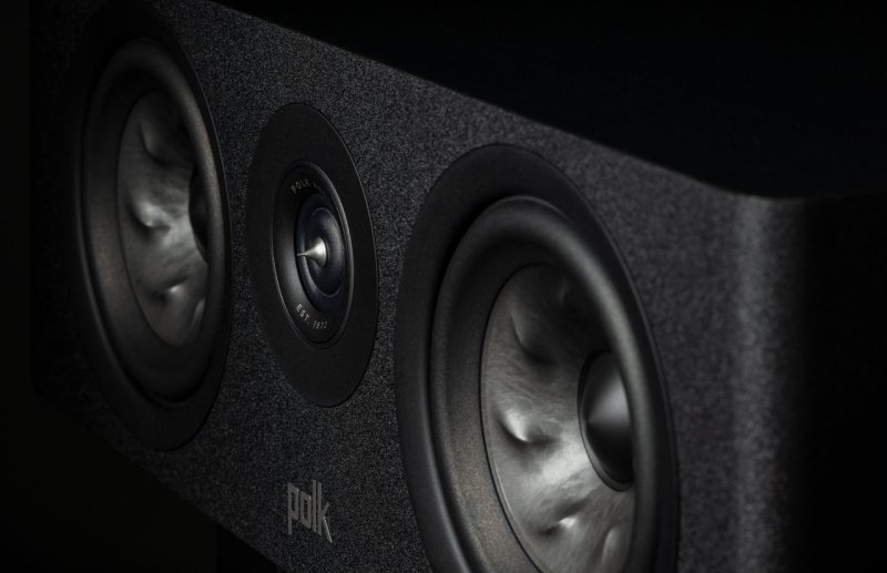 Polk Audio Reserve R300 Centre Speaker Black — studio detail