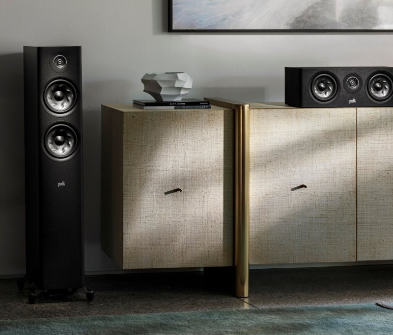 Polk Audio Reserve R300 Centre Speaker Black — lifestyle