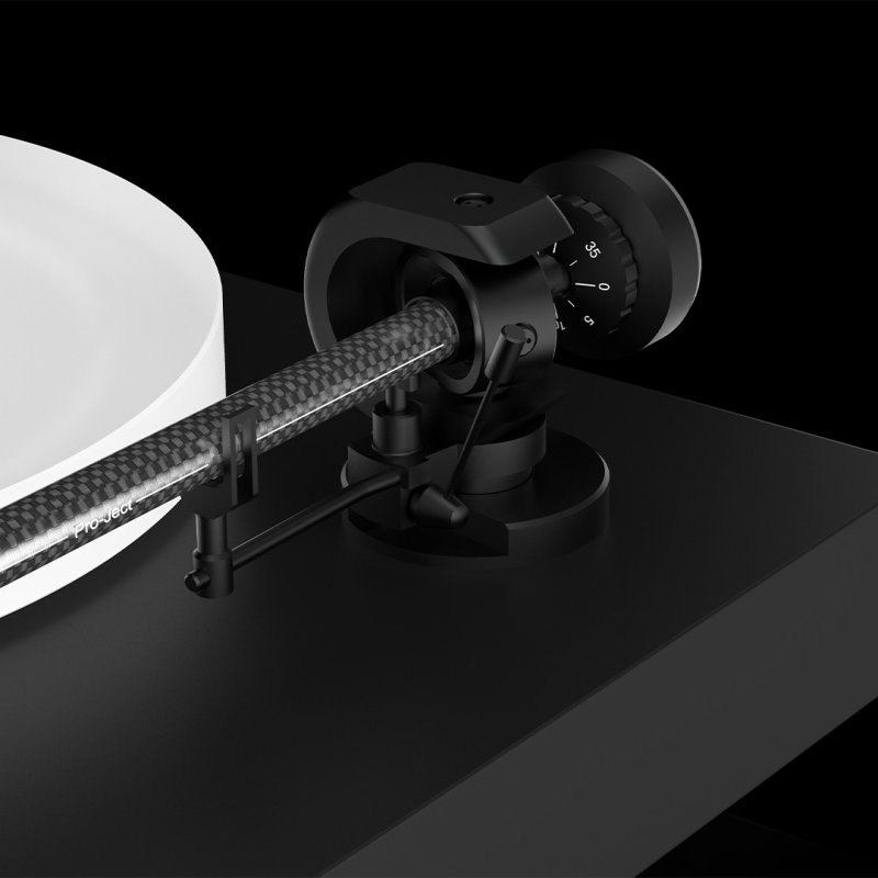 Pro-Ject X2 carbon/aluminium tonearm and counterweight detail