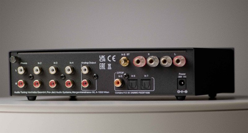 Pro-Ject MaiA S3 amplifier — rear panel connections