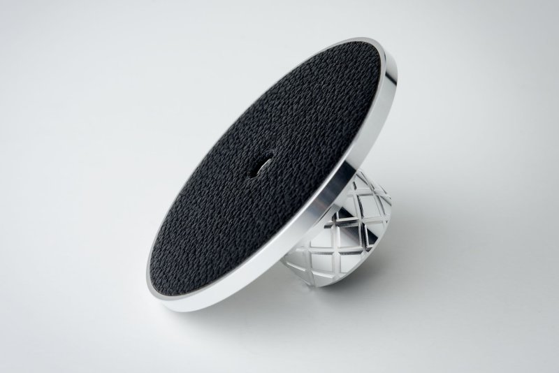 Pro-Ject Clamp It underside view showing leather pad