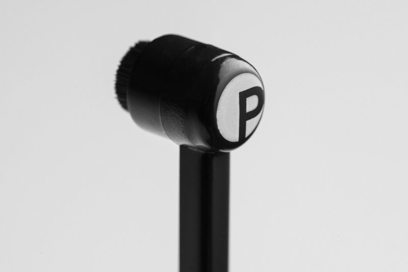 Pro-Ject Clean it Handle Logo Detail