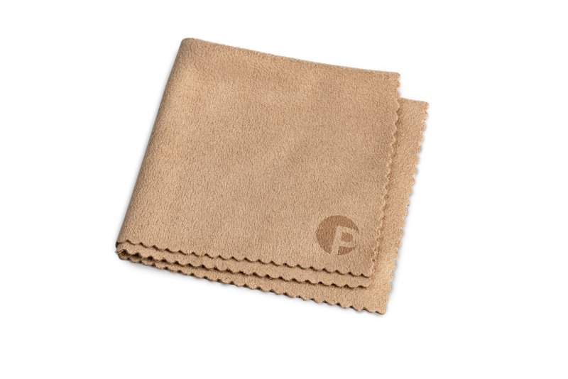 Pro-Ject Cloth It microfibre cleaning cloth angled view