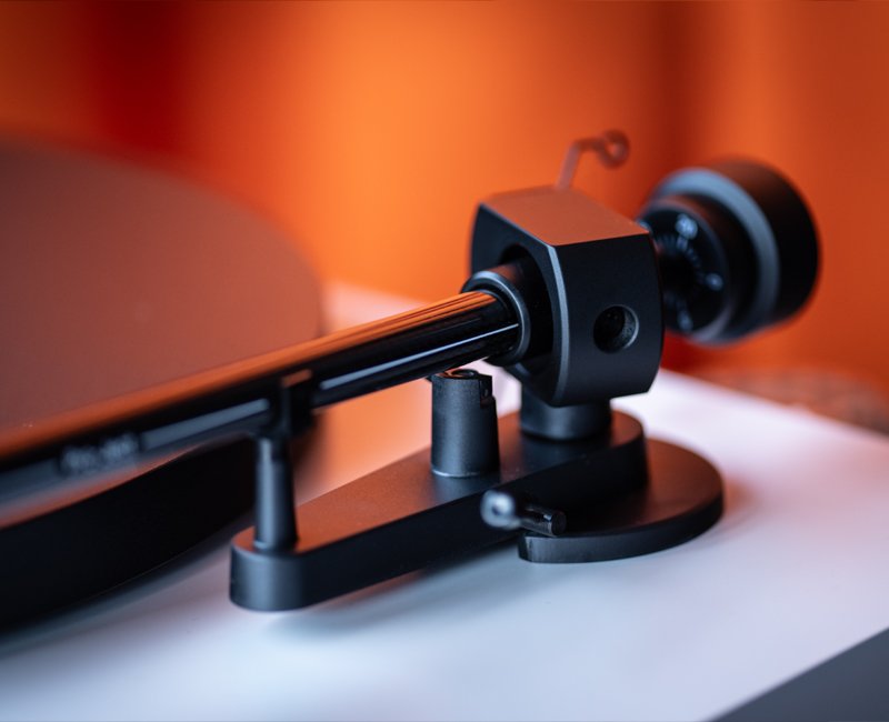 Pro-Ject Debut EVO 2 High Gloss White detail
