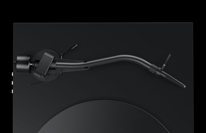 Pro-Ject Debut PRO S Balanced Black Turntable - Tonearm Detail