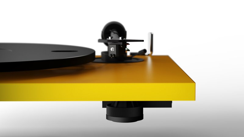 Pro-Ject E1.2 BT Satin Golden Yellow - tonearm and Pick it MM E cartridge detail