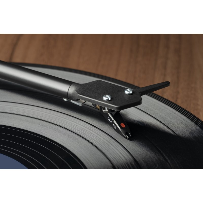 Pro-Ject E1 BT lifestyle