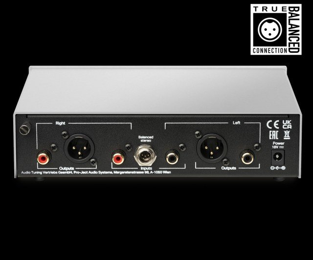 Pro-Ject Phono Box S3 B Silver - XLR Output Detail