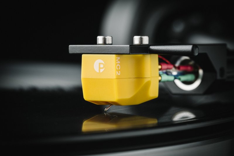 Pro-Ject Pick it MC2 stylus tracking vinyl record
