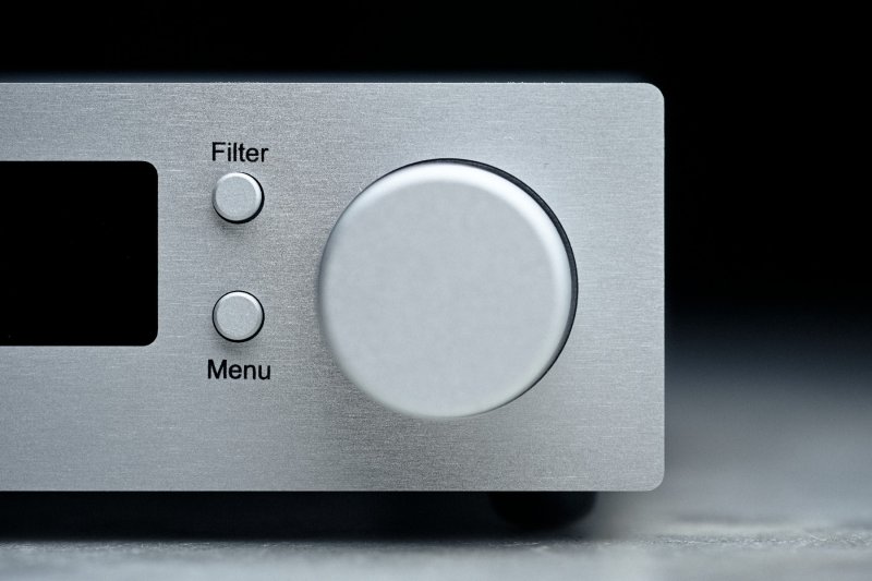 Pro-Ject Pre Box S2 Digital 2023 Edition Silver — volume knob close-up