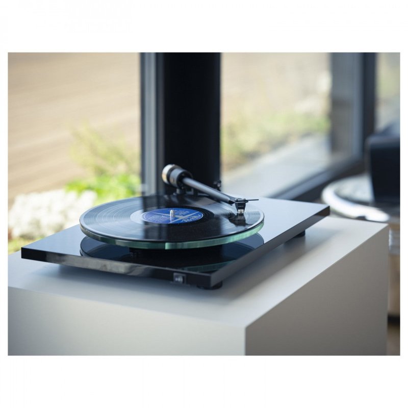 Pro-Ject T2 Super Phono lifestyle view