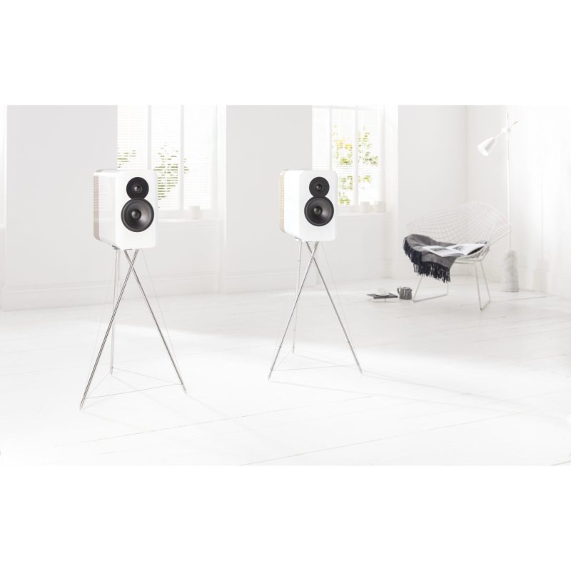 Q Acoustics Concept 300 Standmount Speakers White and Oak (Pair) — lifestyle