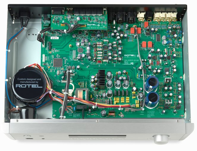 Rotel RC-1572 Pre-Amplifier Black — internal components