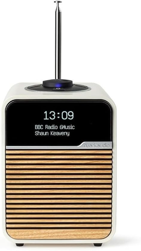 Ruark R1 Mk4 Deluxe Bluetooth Radio Light Cream — front view with antenna
