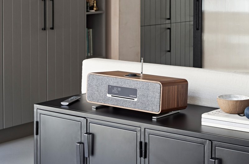 Ruark R3S Wireless Music System Walnut Veneer — lifestyle