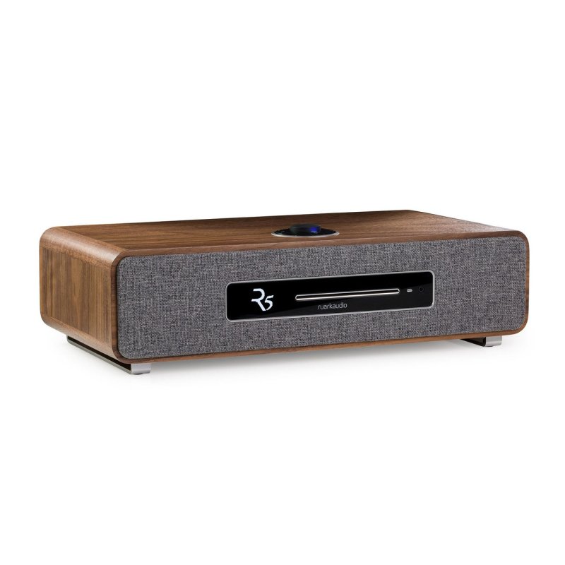 Ruark R5 High Fidelity System Rich Walnut — front three-quarter view