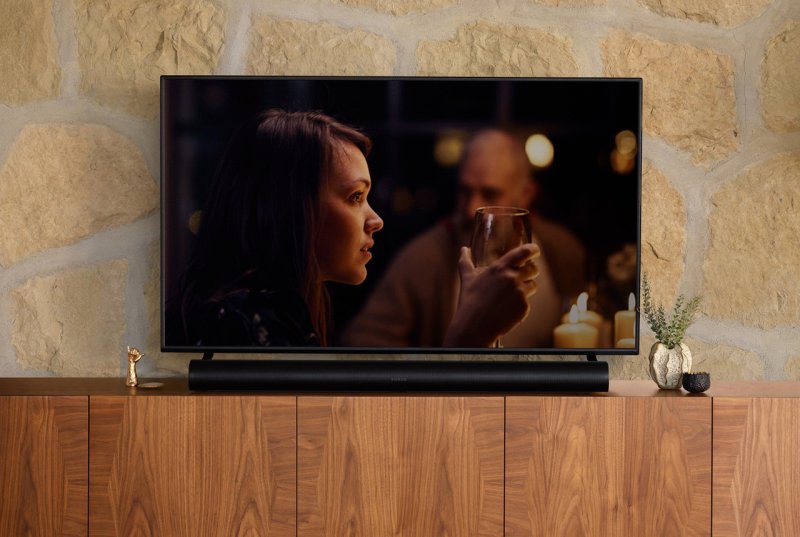 Sonos Arc Soundbar Black — lifestyle with TV in living room