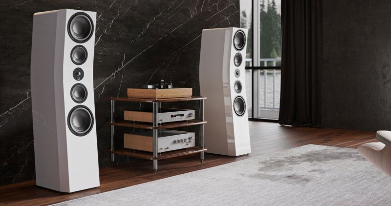 SVS Ultra Evolution Titan Lifestyle Living Room