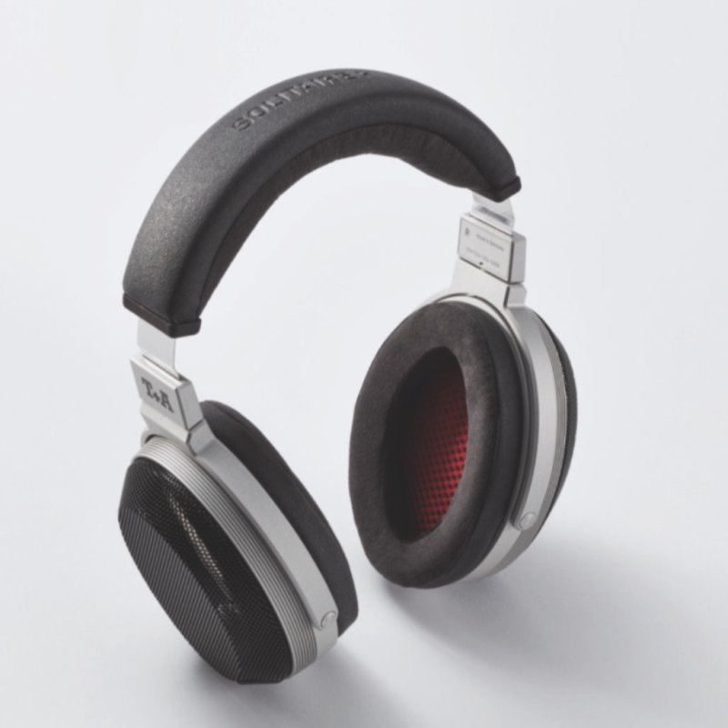 T+A Solitaire P Planar Magnetic Headphones — front view